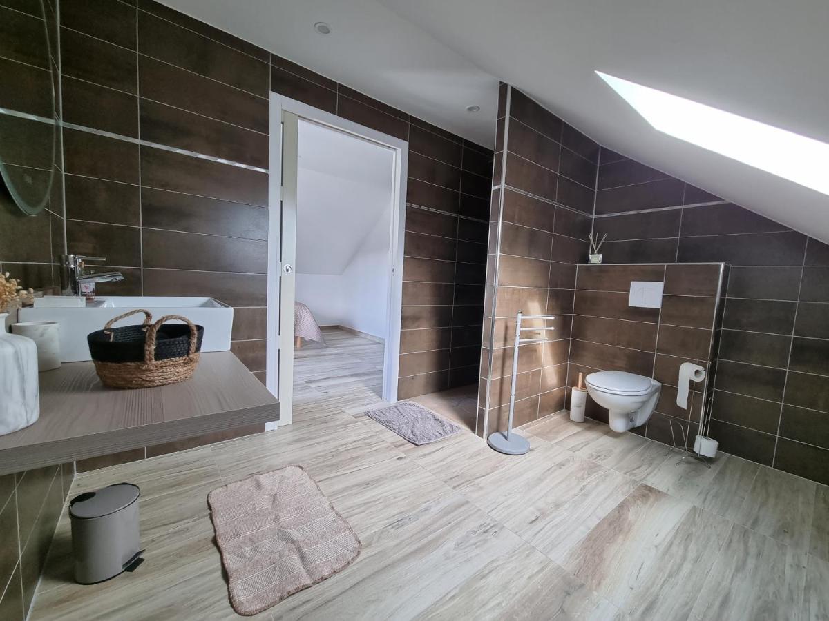 モンティニャック Le 4 Bed & Breakfast エクステリア 写真